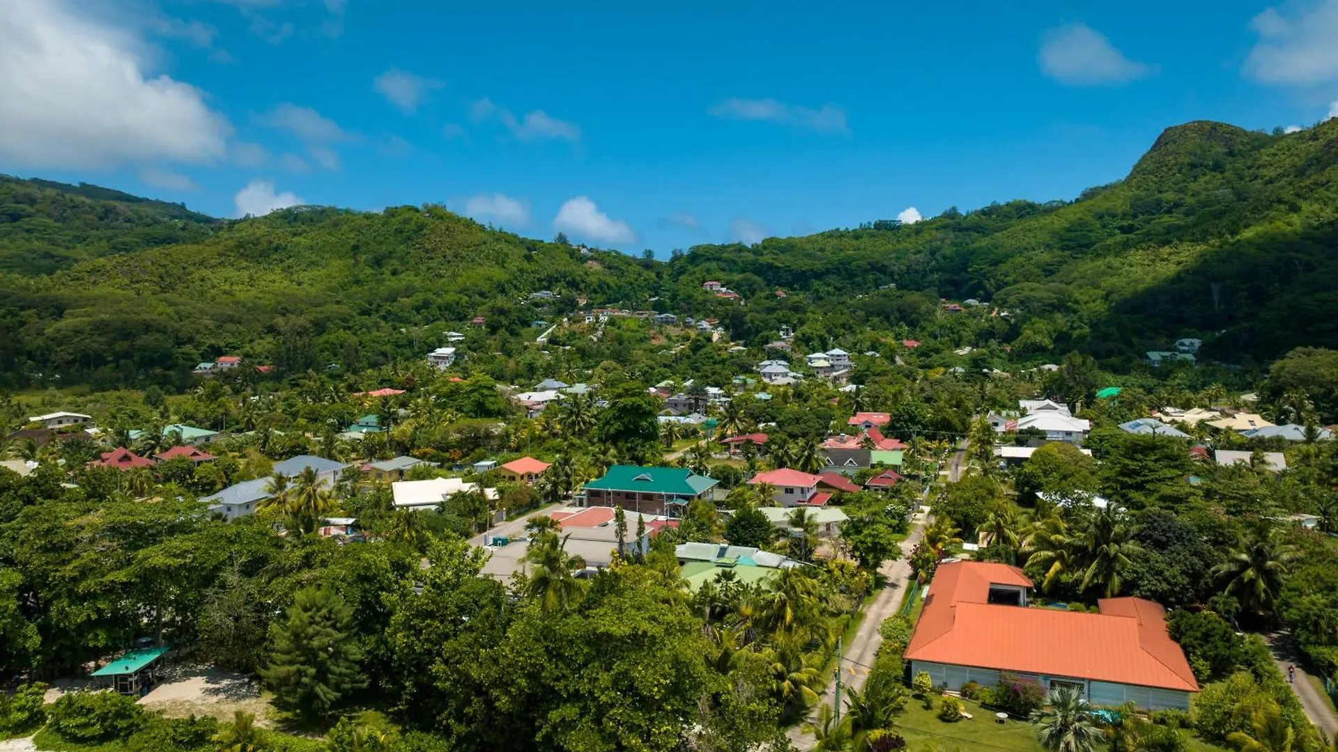 340 Degrees Mountain View Apartments Anse a La Mouche Seychelles