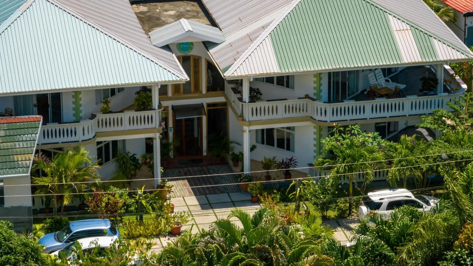 340 Degrees Mountain View Apartments Anse a La Mouche
