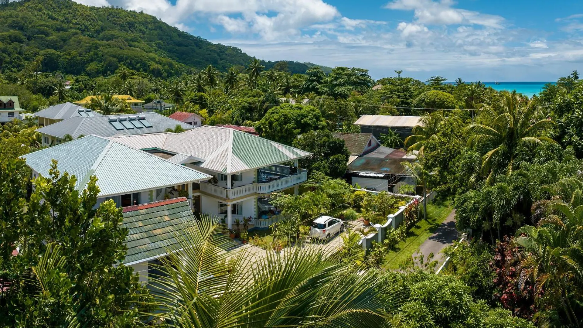 340 Degrees Mountain View Apartments Anse a La Mouche