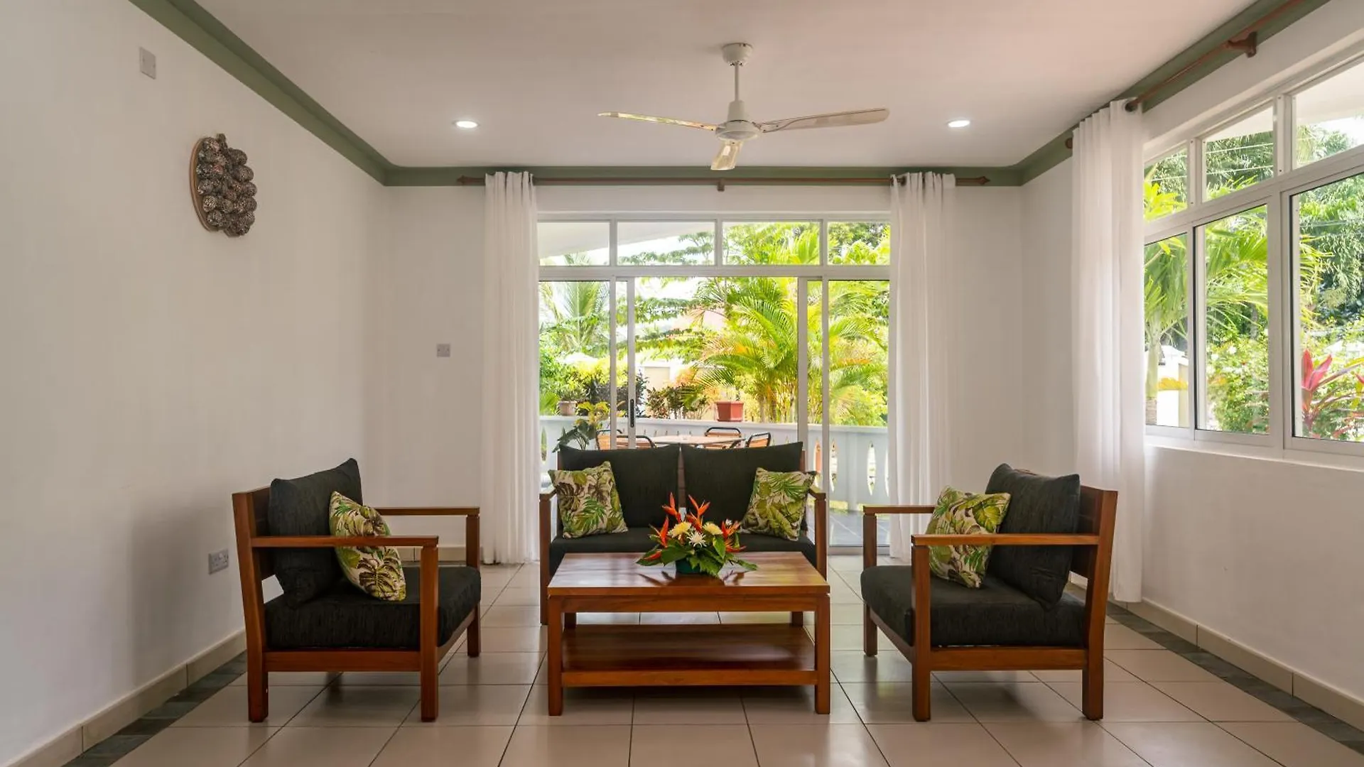 340 Degrees Mountain View Apartments Anse a La Mouche 0*,